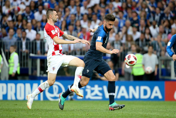 更包含着个 更包含着个