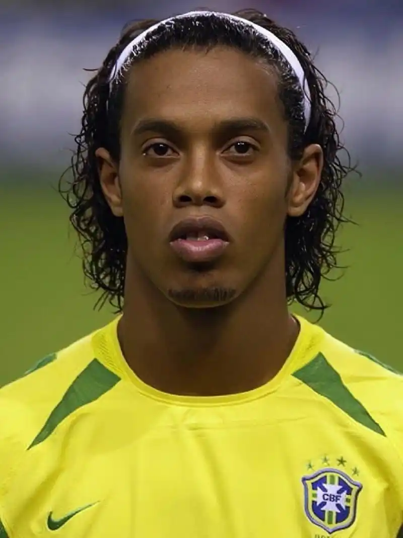 皇马2亿巨星击打门将，被禁赛2场，连累球队受罚！佛爷不服：上诉.