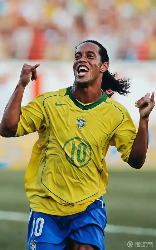 目光转向其 目光转向其